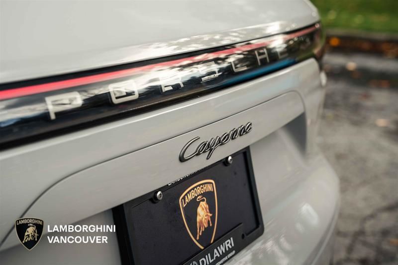 2023 Porsche Cayenne