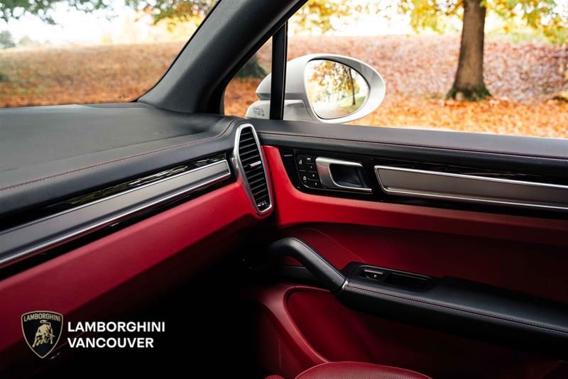 2023 Porsche Cayenne