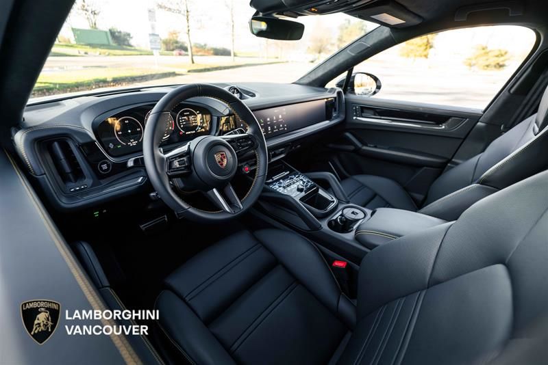 2025 Porsche Cayenne