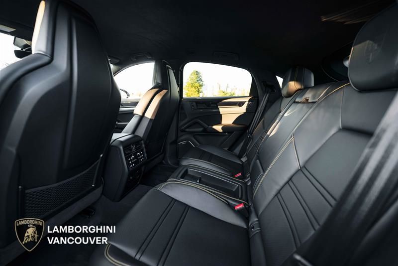 2025 Porsche Cayenne