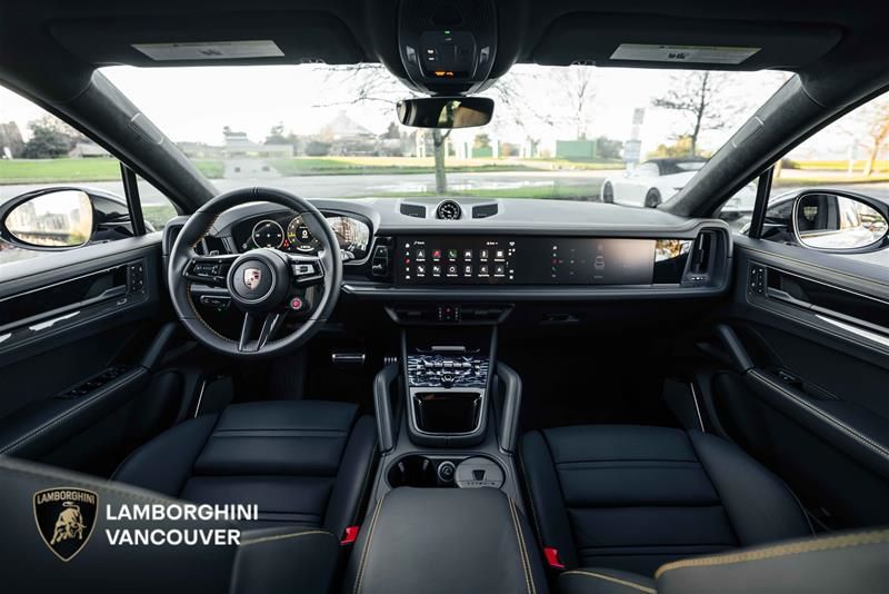 2025 Porsche Cayenne