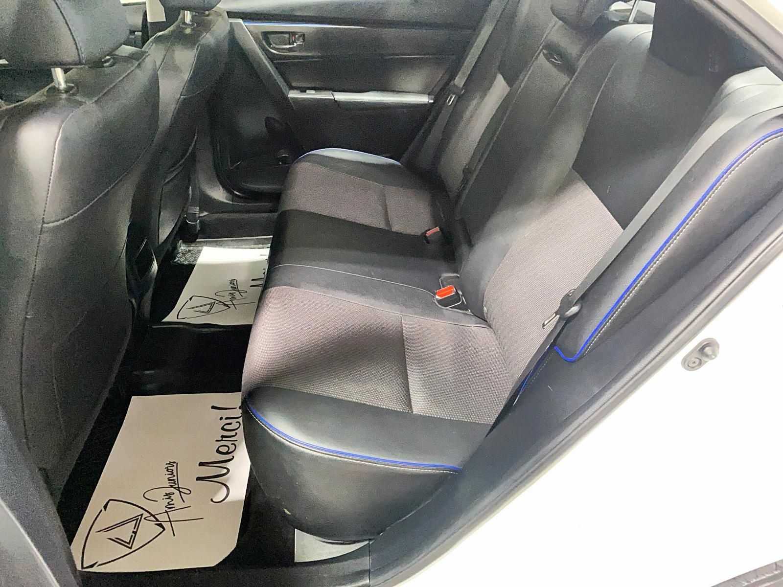 Toyota Corolla 2018 — photo 8