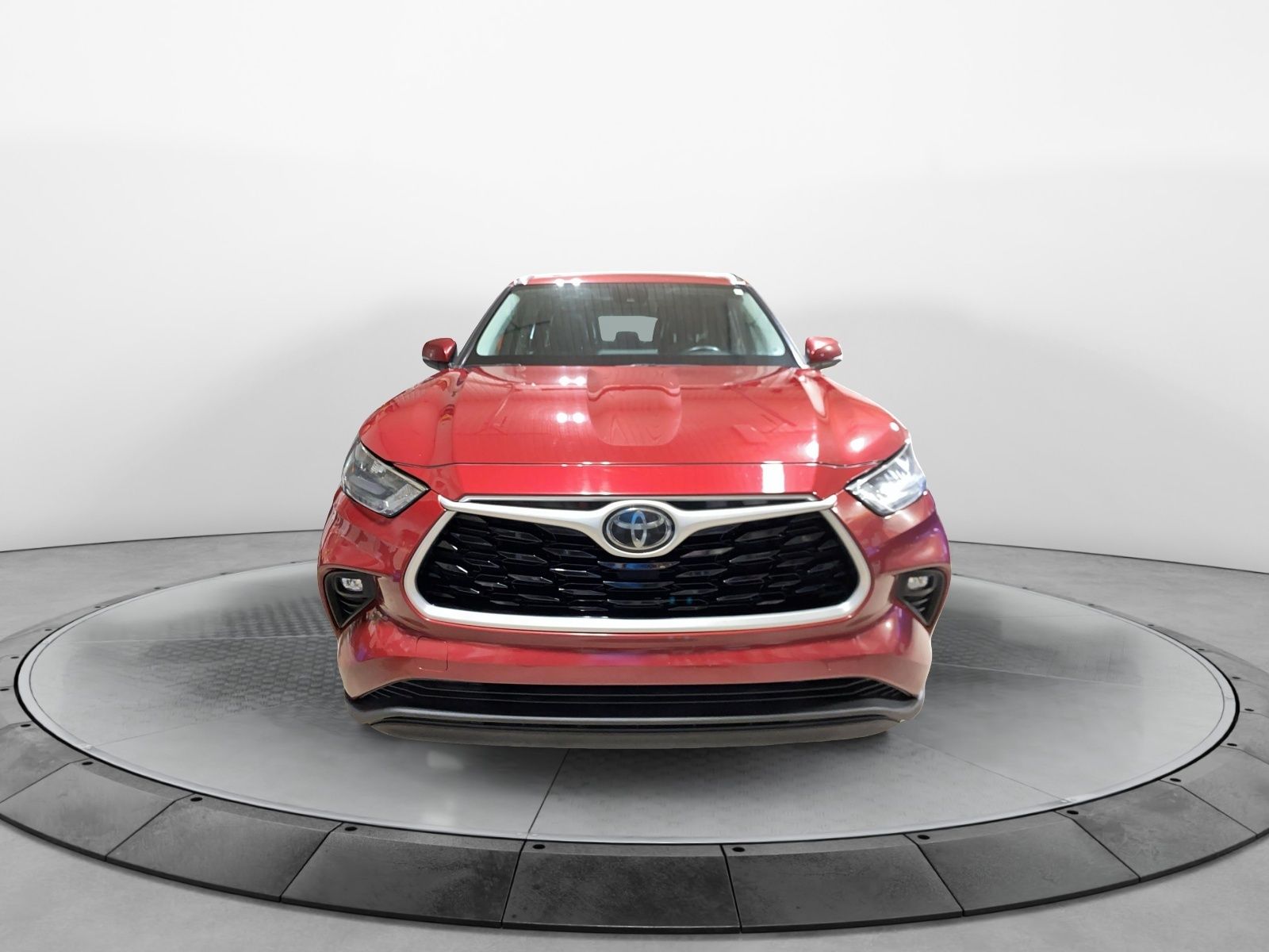 Toyota Highlander XLE 2020 — photo 2