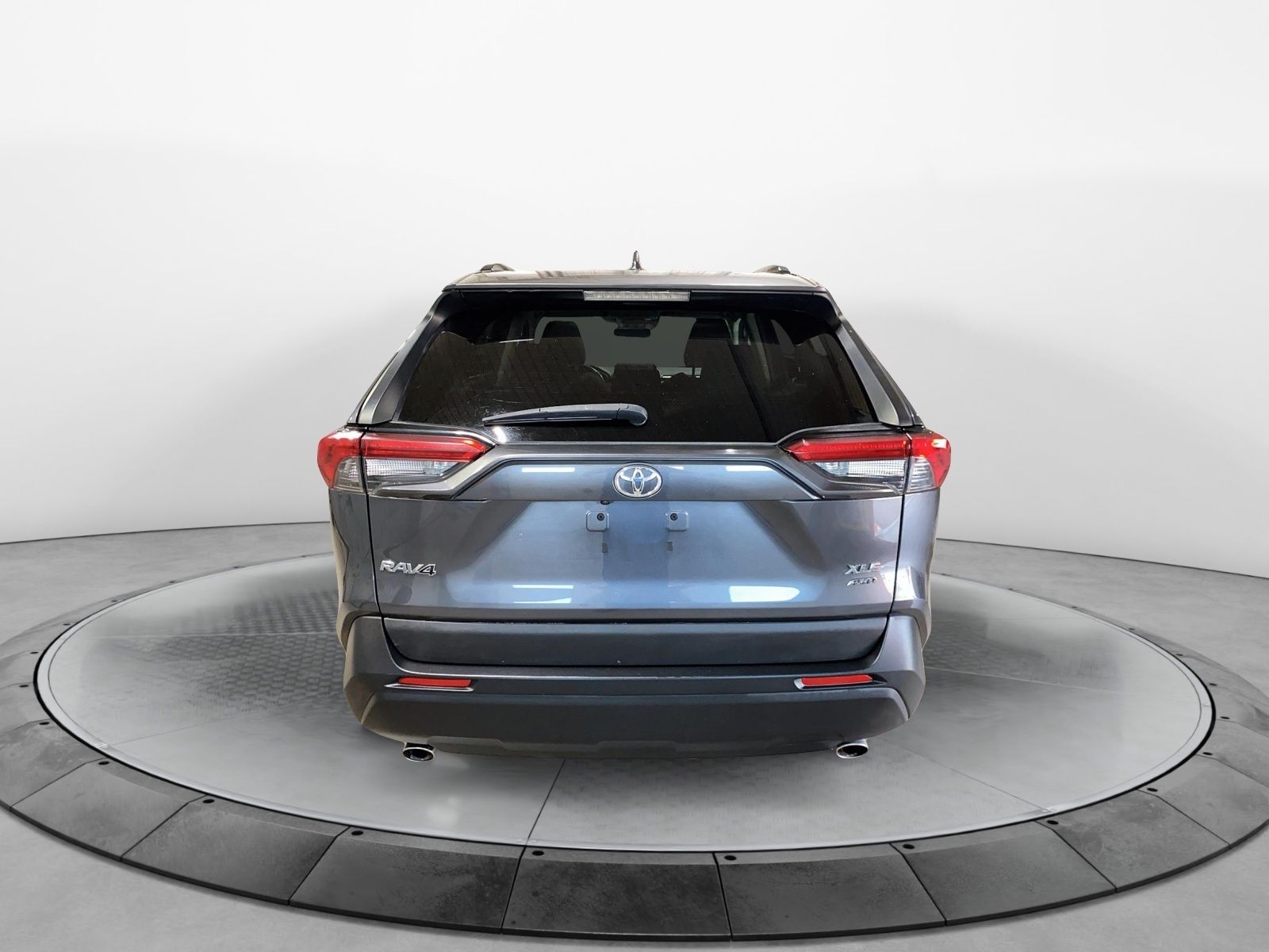 Toyota RAV4 2019 — photo 4