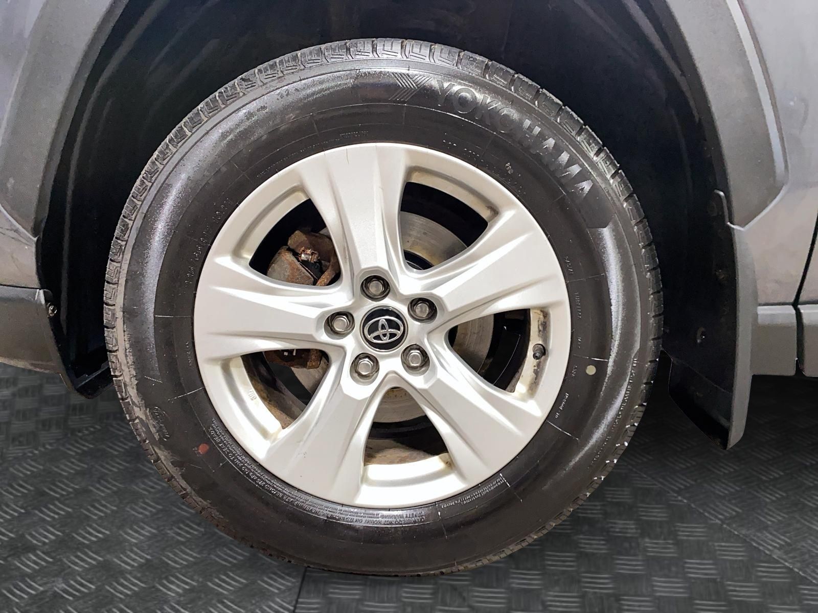Toyota RAV4 2019 — photo 7