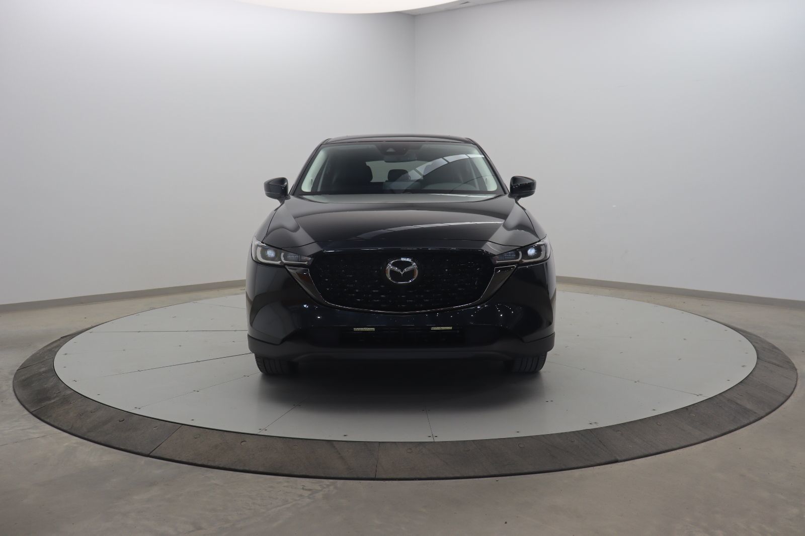 Mazda CX-5 2025 — photo 2