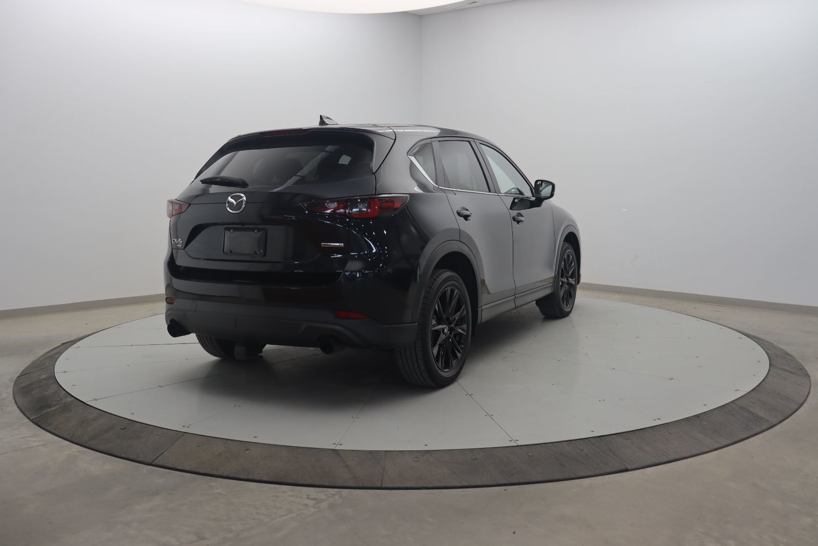 Mazda CX-5 2025 — photo 4