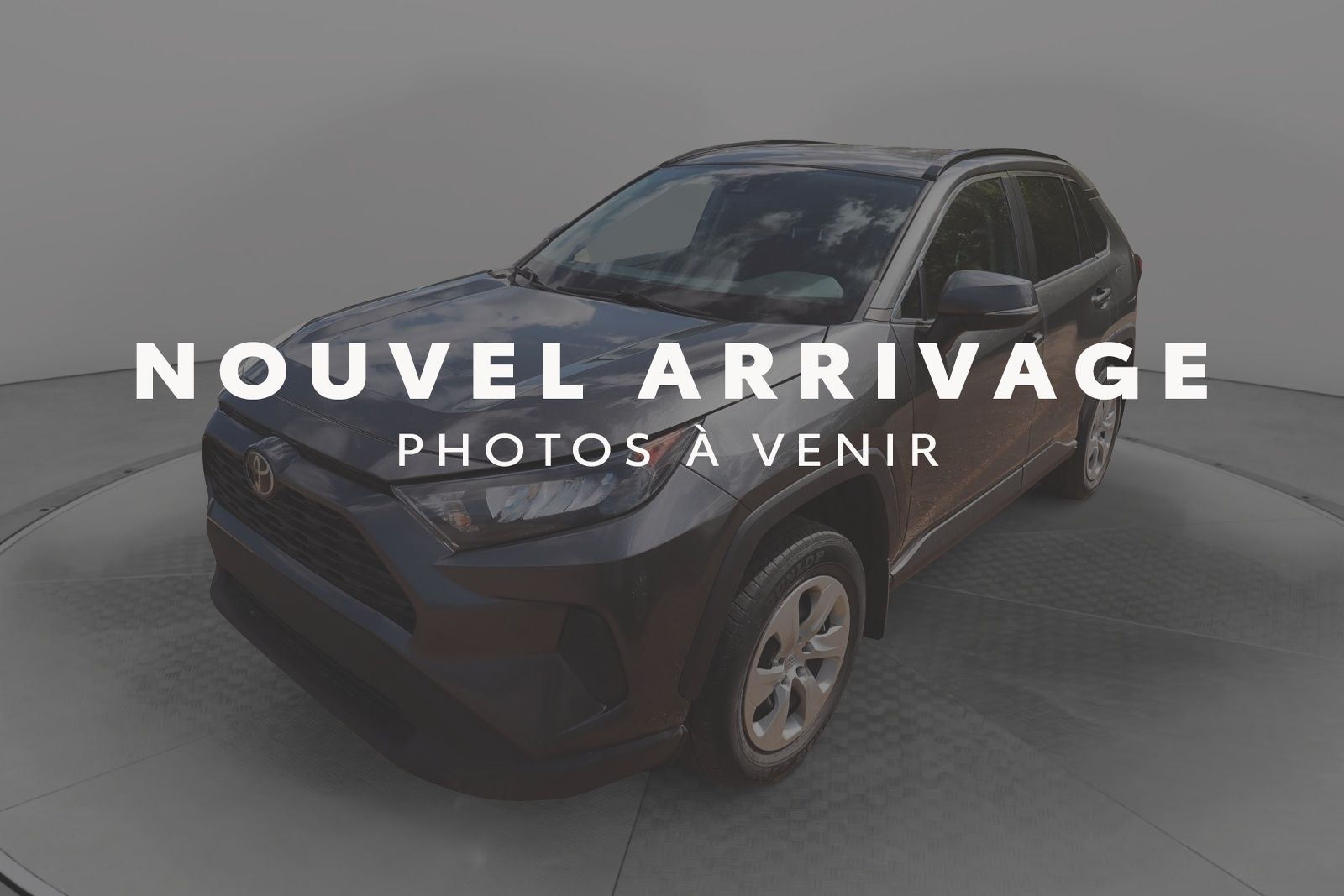 Toyota RAV4 LE 2021