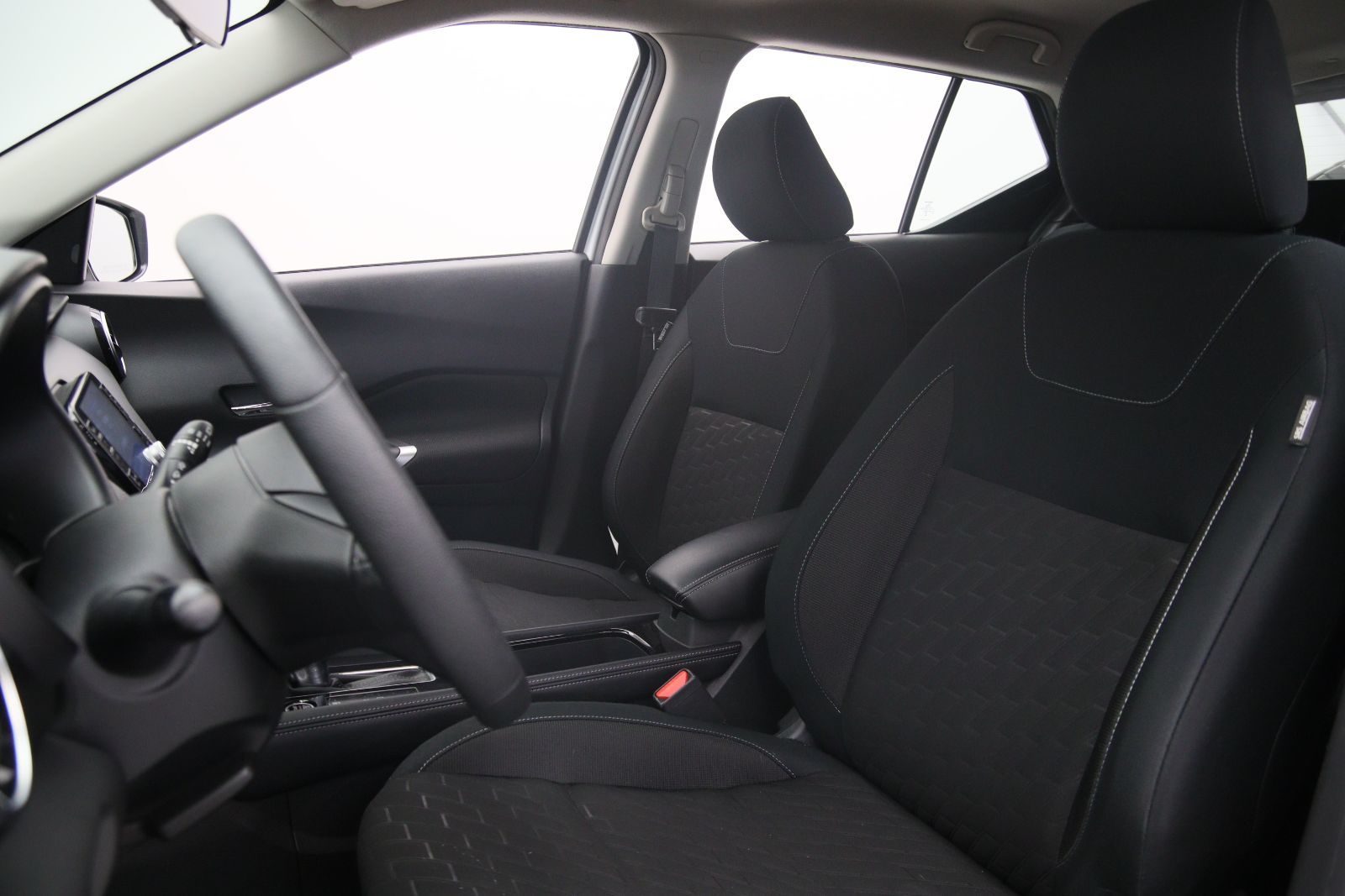 Nissan Kicks SV 2024 — photo 6