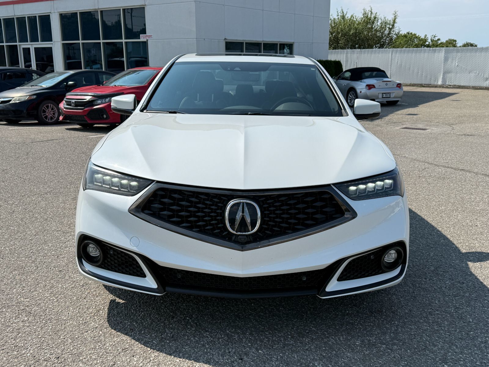 Acura TLX 2018 — photo 2