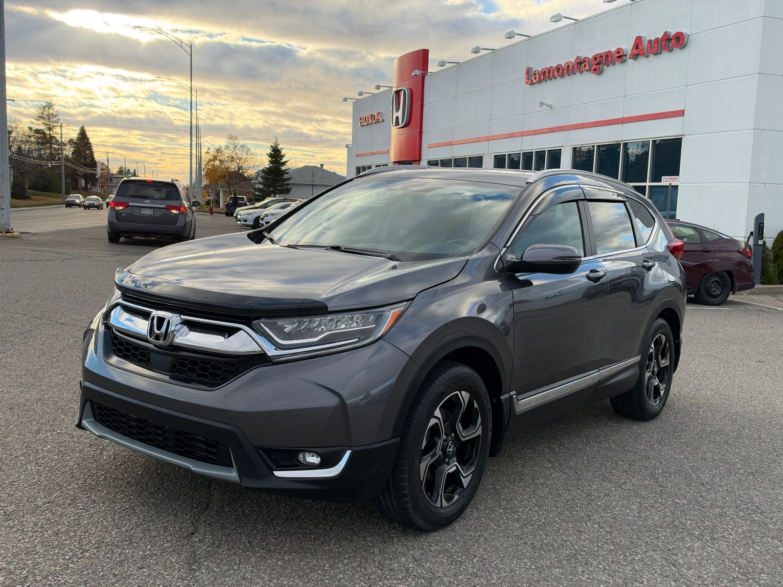 Photo 2017 Honda CR-V Touring #1