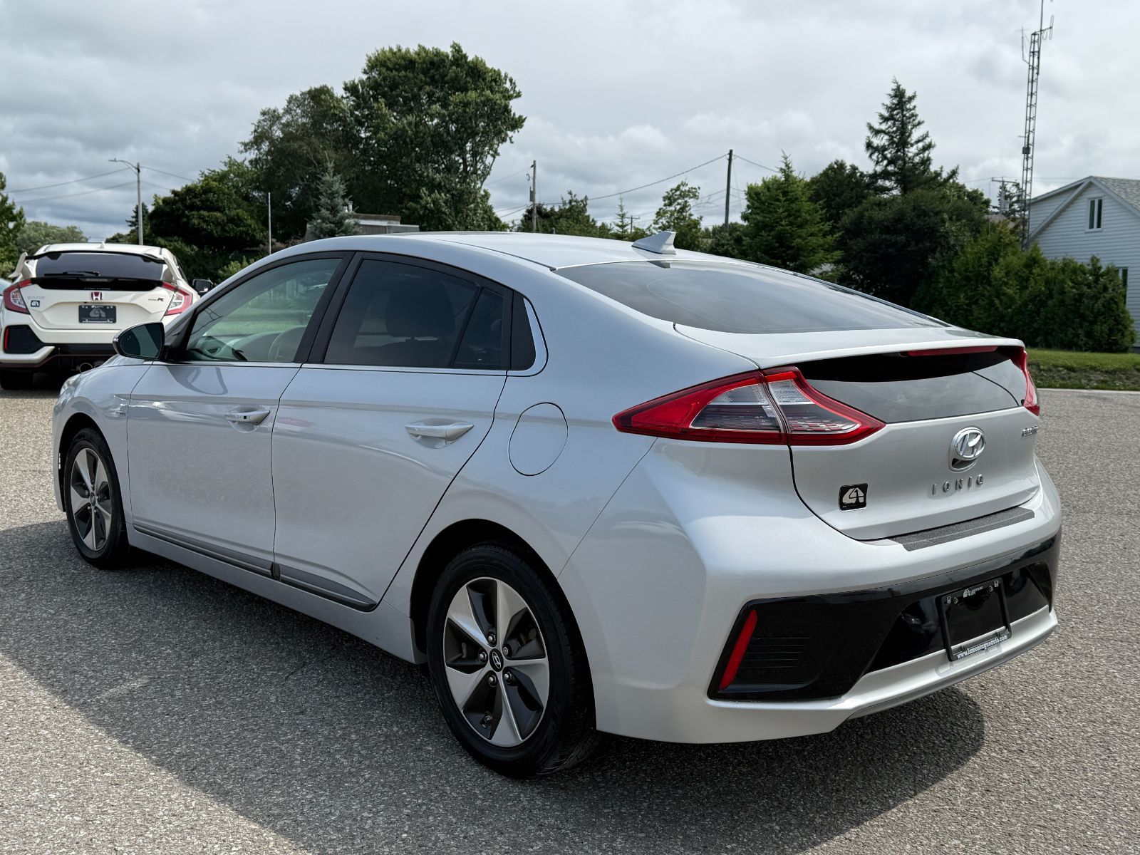 Hyundai Ioniq Electric 2019 — photo 8