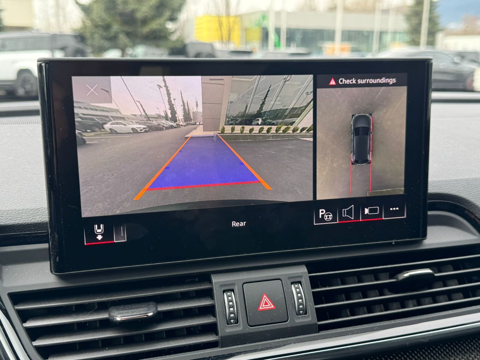 Audi SQ5  2023 à North Vancouver, Colombie-Britannique