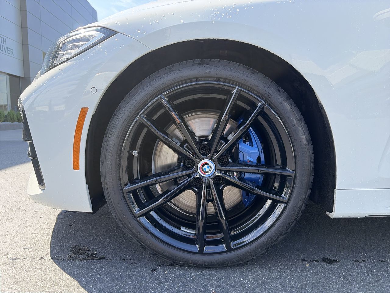 2023 BMW M440i