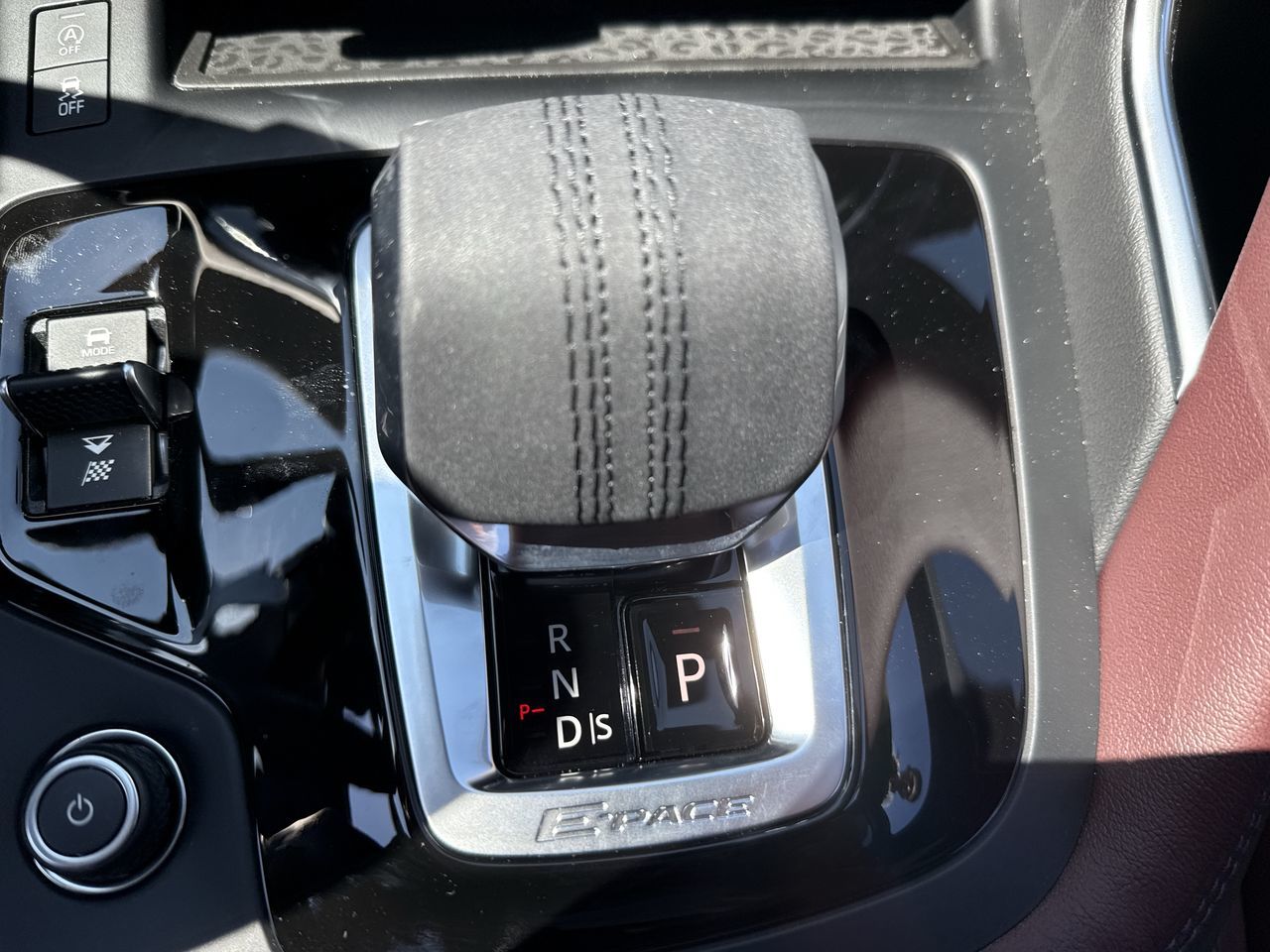 Jaguar E-PACE  2024 à North Vancouver, Colombie-Britannique