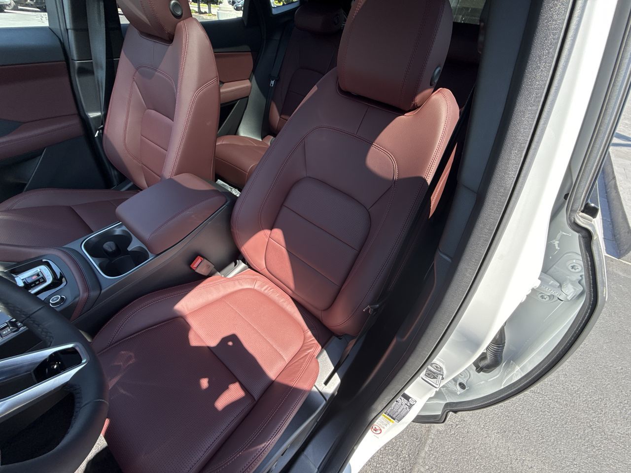 Jaguar E-PACE  2024 à North Vancouver, Colombie-Britannique