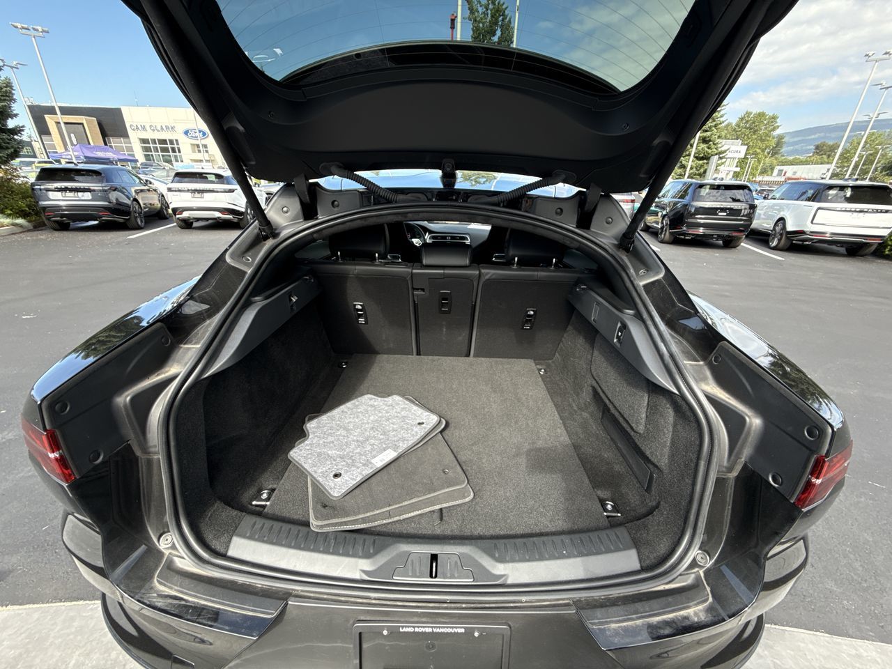 Jaguar I-PACE  2024 à North Vancouver, Colombie-Britannique