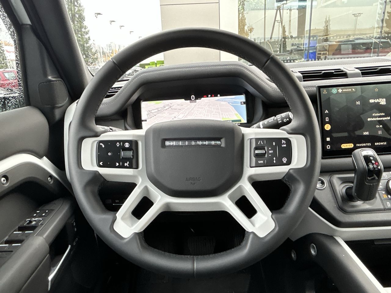 2025  Defender 110 Mild Hybrid