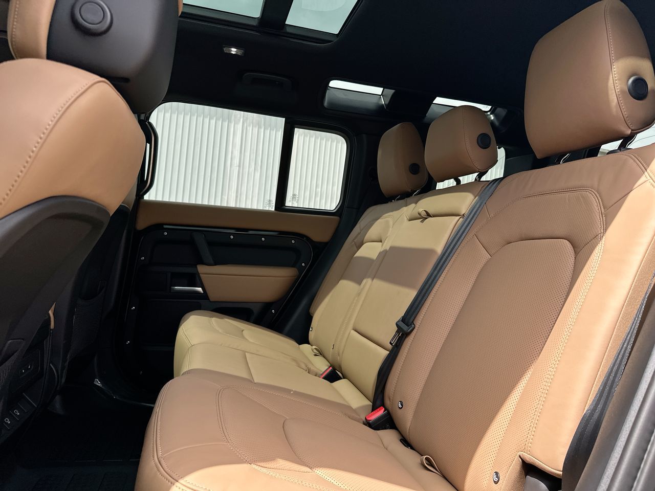 2025 Land Rover DEFENDER 110 Mild Hybrid in North Vancouver, British Columbia