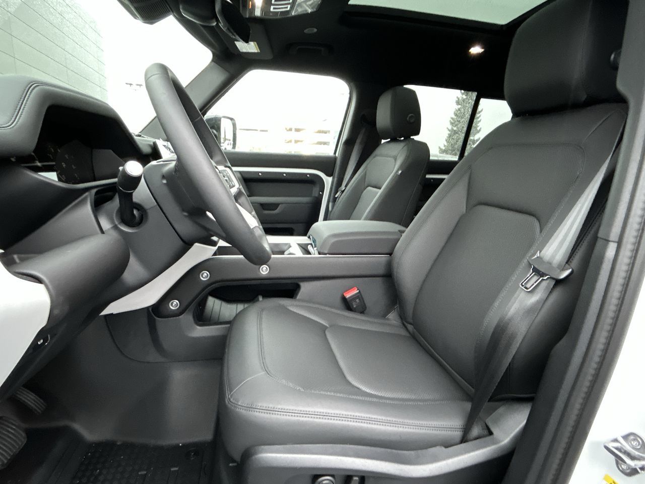 2025  Defender 110 Mild Hybrid