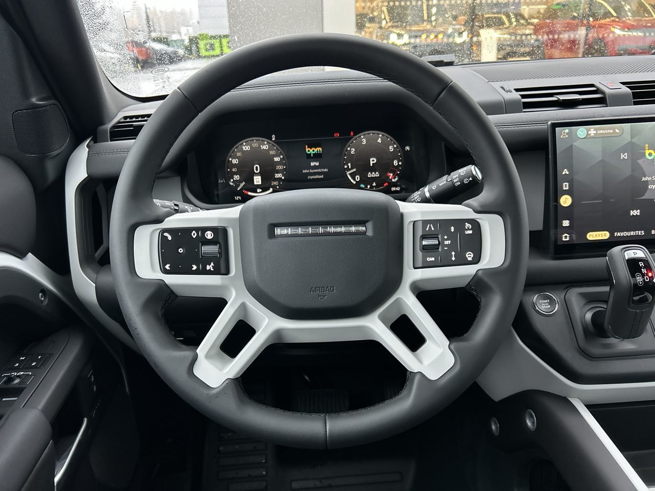 2025  Defender 110 Mild Hybrid