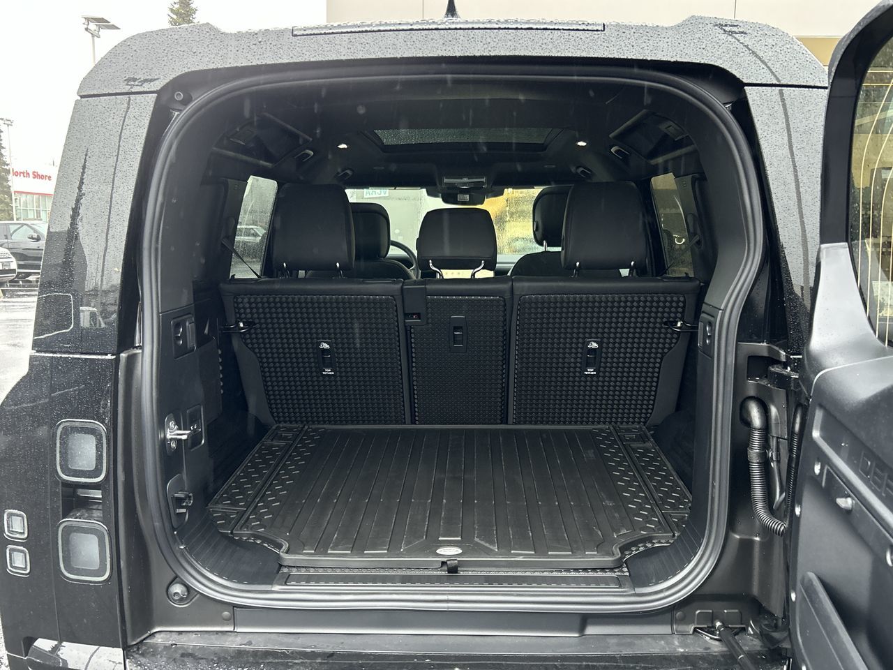 Land Rover Defender 110 Mild Hybrid  2026 à North Vancouver, Colombie-Britannique