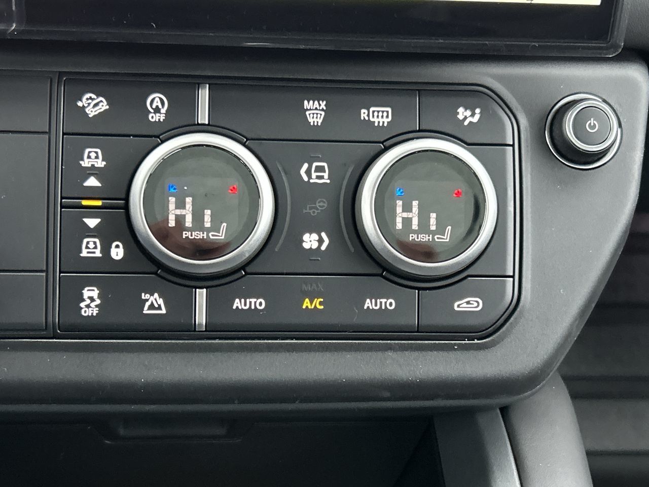 Land Rover Defender 110 Mild Hybrid  2026 à North Vancouver, Colombie-Britannique