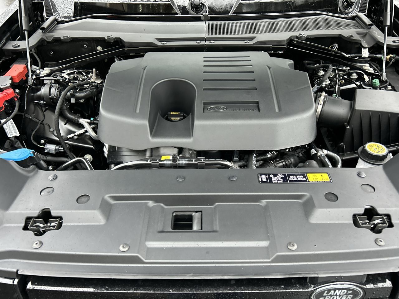 Land Rover Defender 110 Mild Hybrid  2026 à North Vancouver, Colombie-Britannique