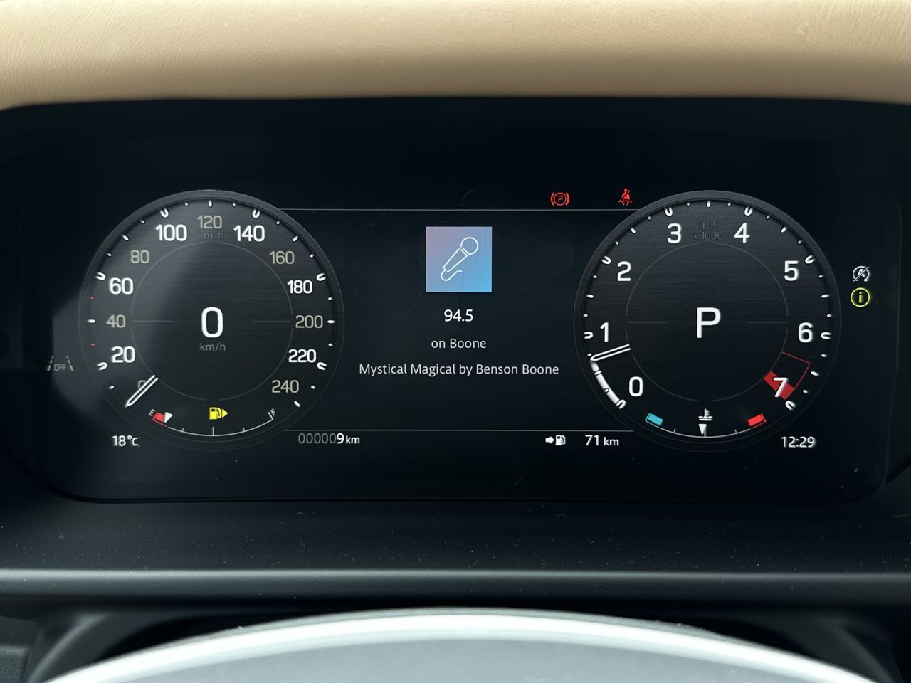 2025 Land Rover Defender 110 in North Vancouver, British Columbia