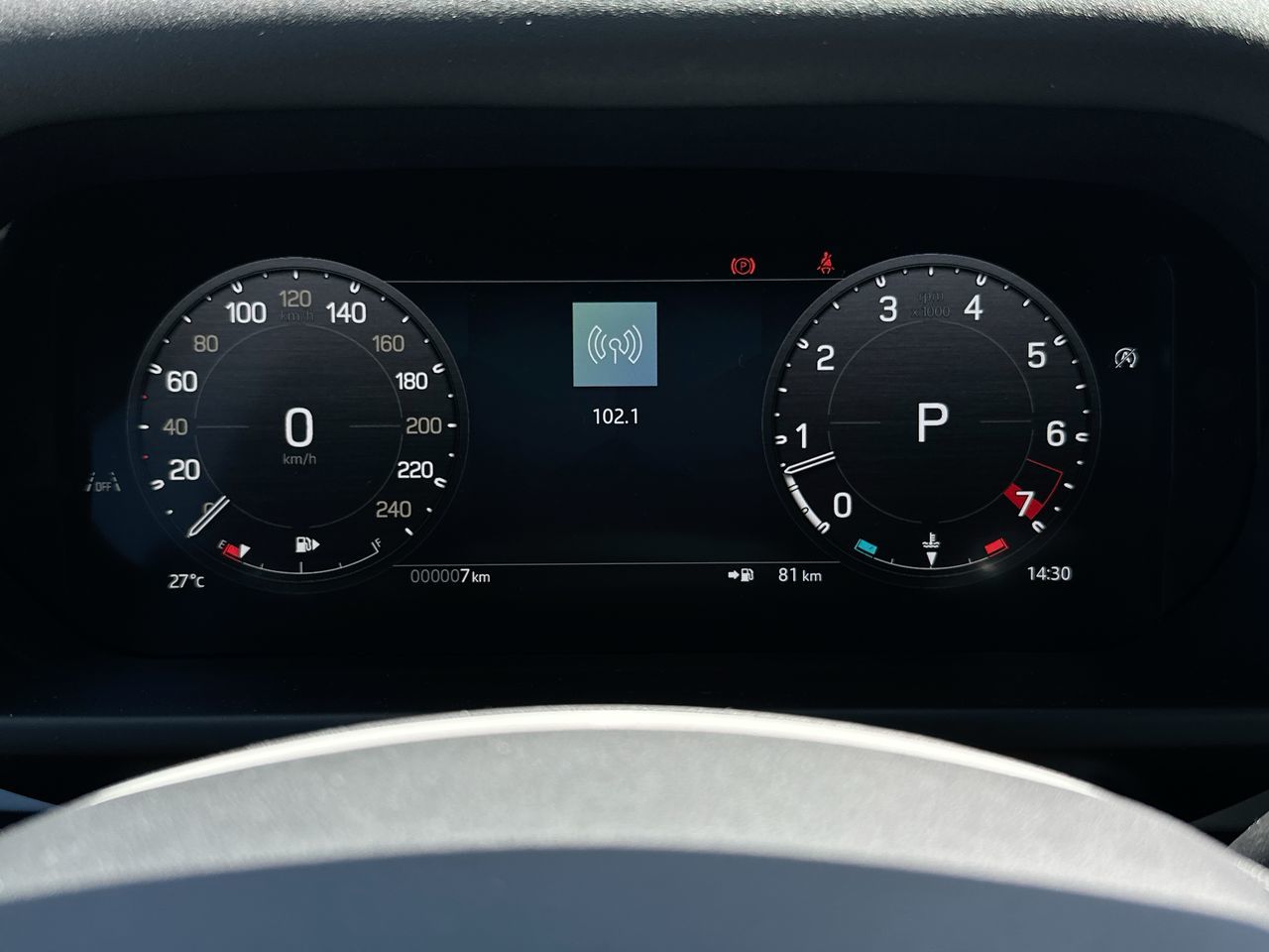 2025 Land Rover Defender 110 in North Vancouver, British Columbia