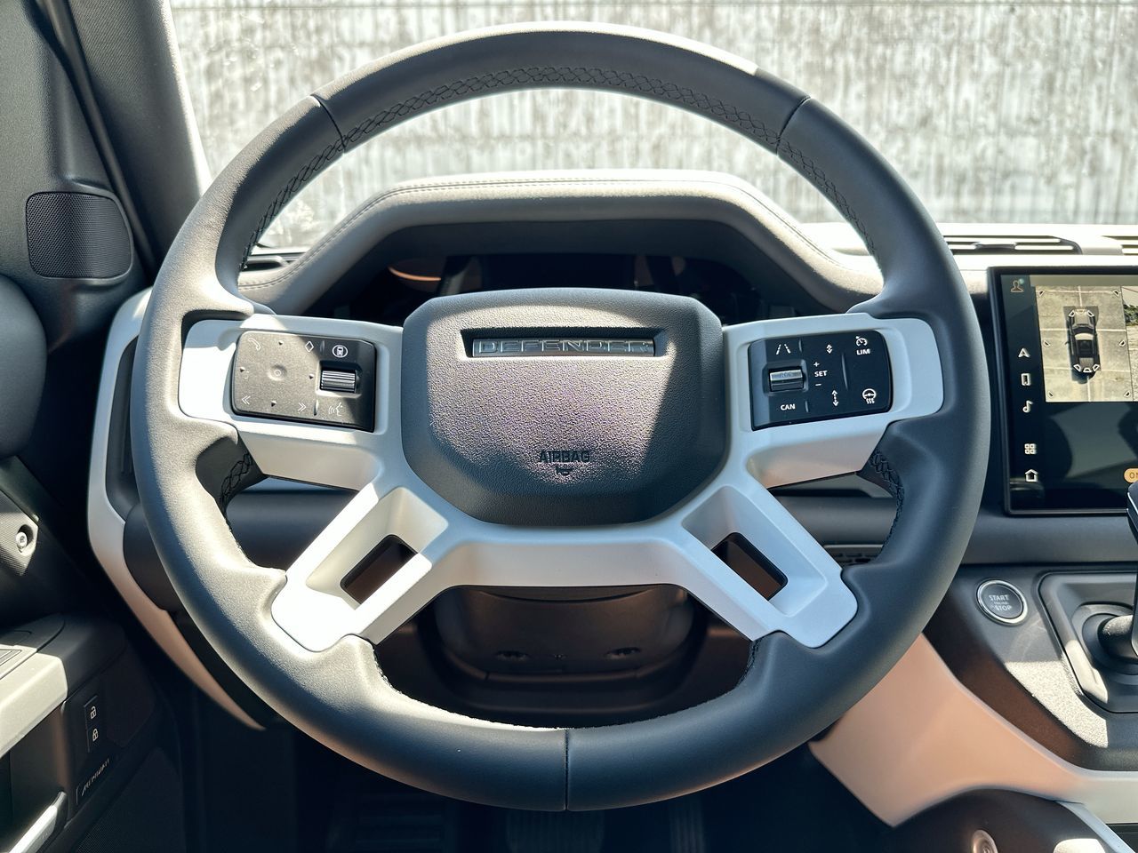 2025 Land Rover Defender 110 in North Vancouver, British Columbia