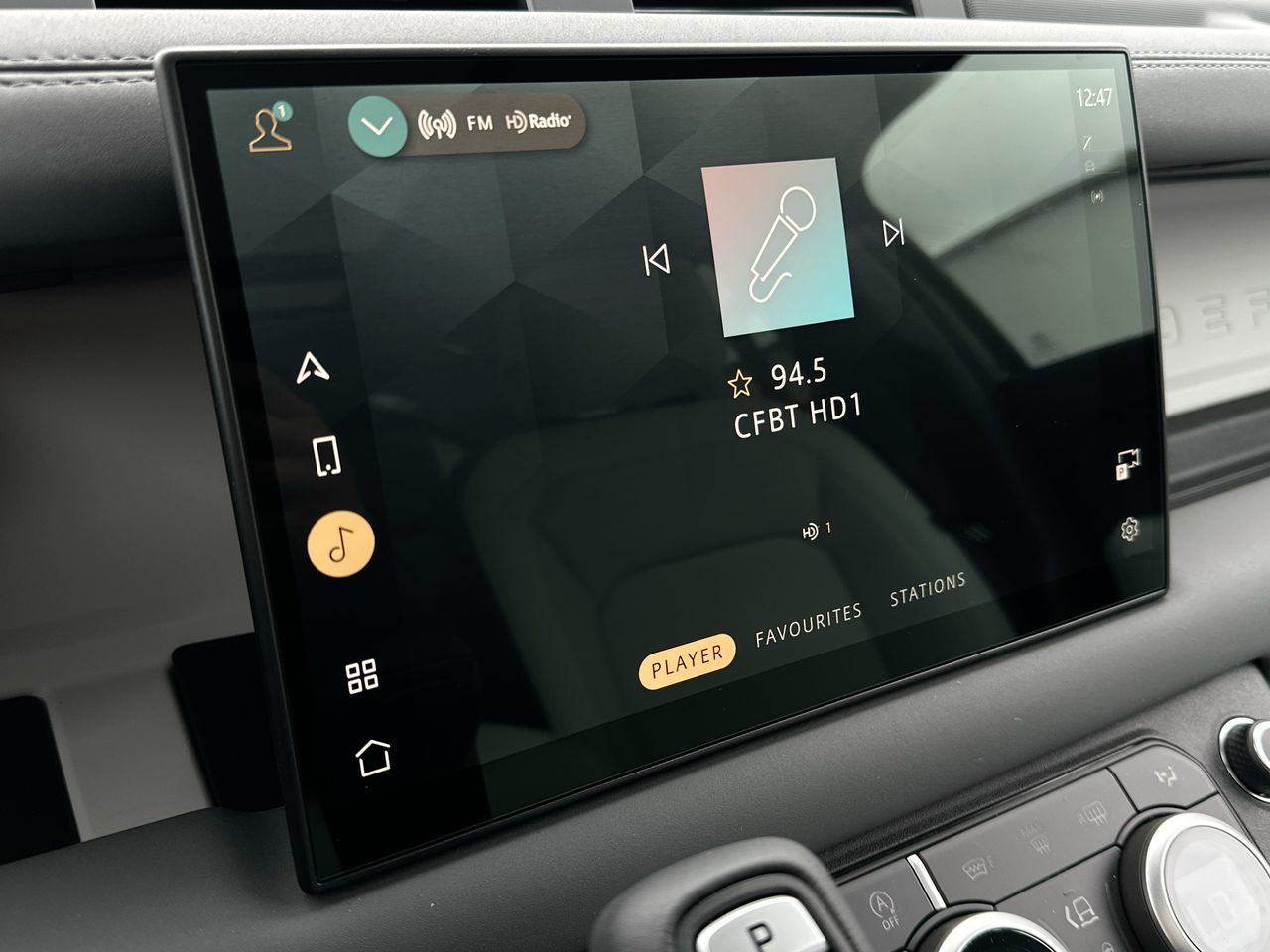 2025 Land Rover Defender 110 in North Vancouver, British Columbia
