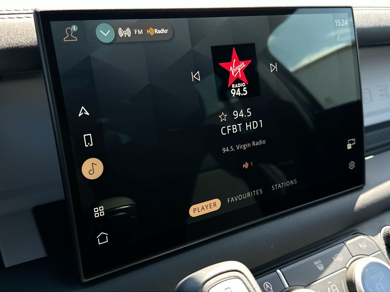 2025 Land Rover Defender 110 in North Vancouver, British Columbia