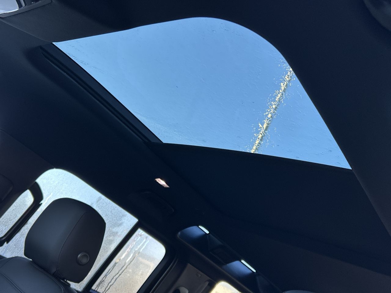 2025 Land Rover Defender 110 in North Vancouver, British Columbia