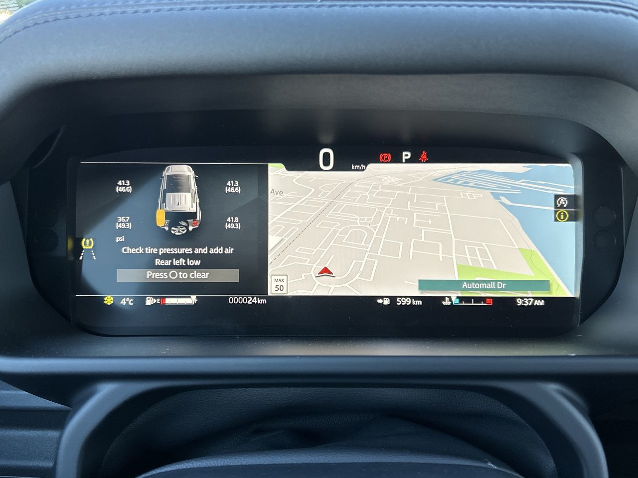 2025 Land Rover Defender 110 in North Vancouver, British Columbia