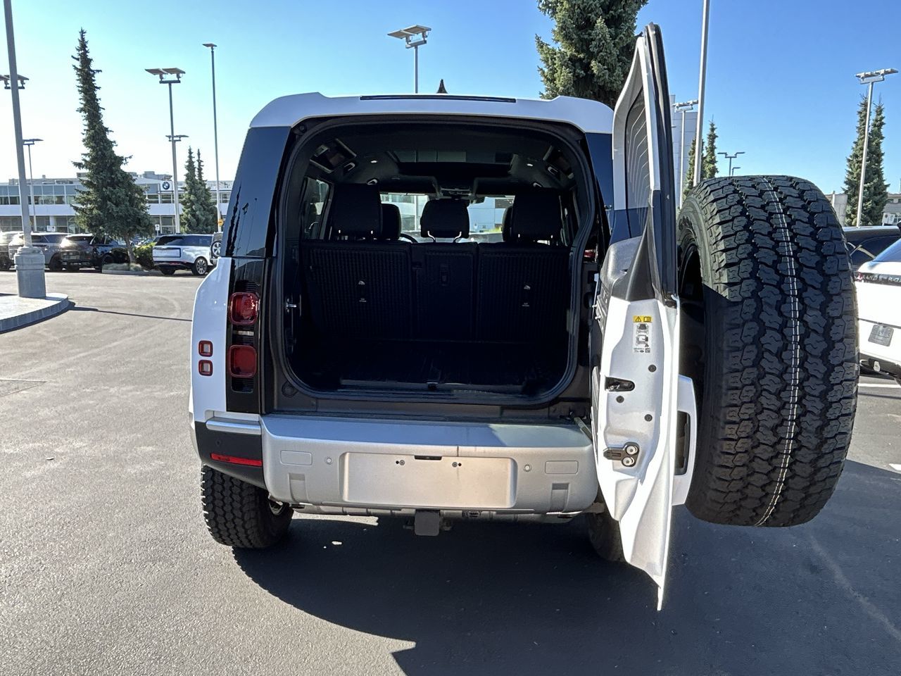 2025 Land Rover Defender 110 in North Vancouver, British Columbia