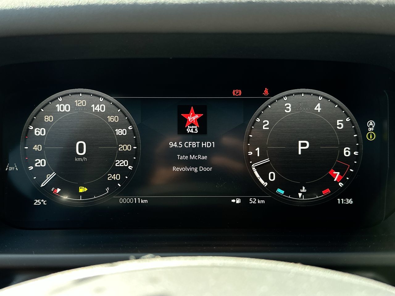 2025 Land Rover DEFENDER 130 Mild Hybrid in North Vancouver, British Columbia
