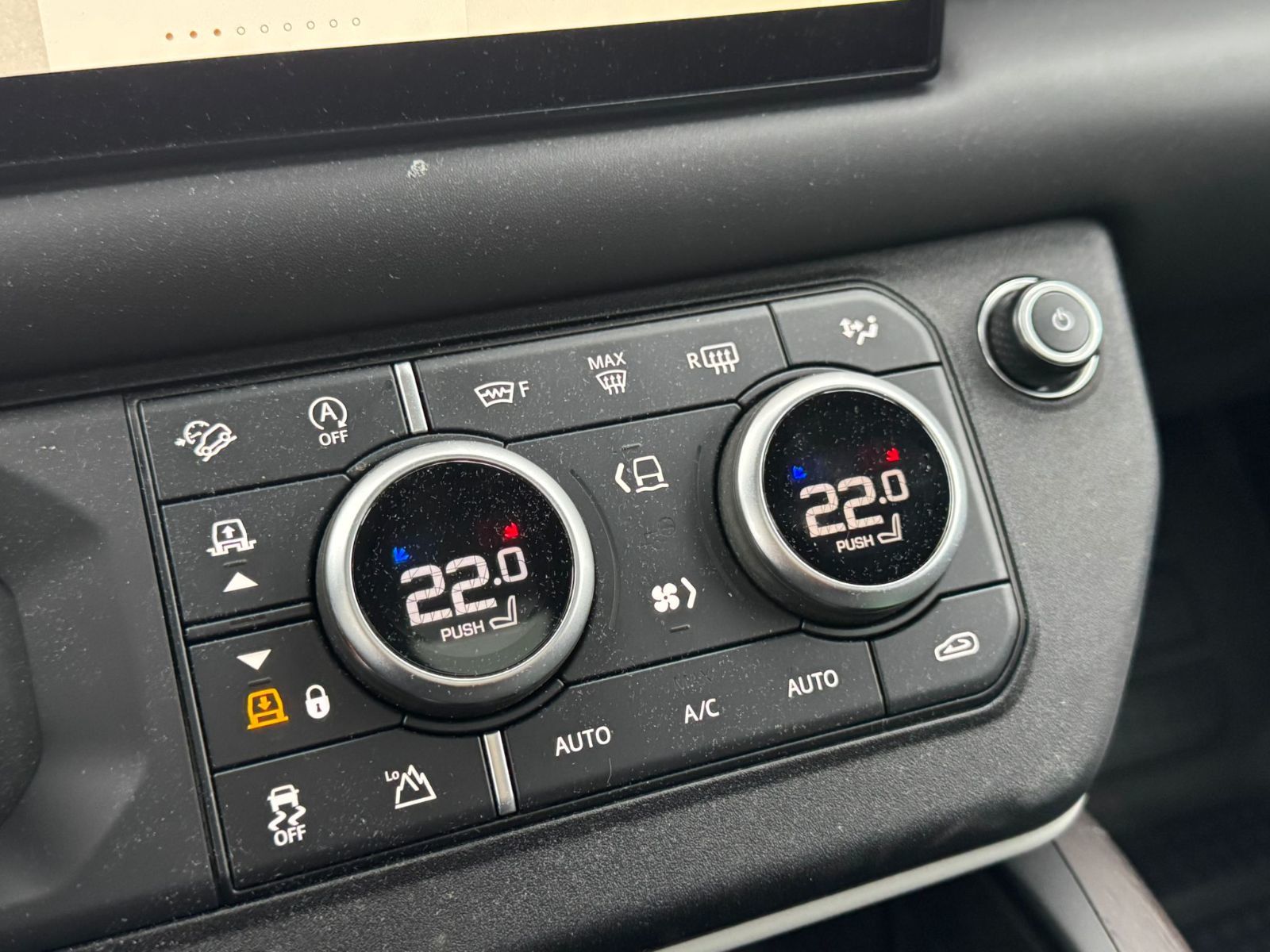 2023 Land Rover Defender