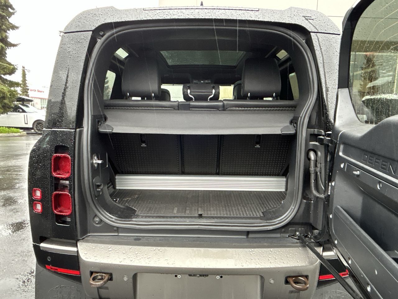 2023 Land Rover Defender