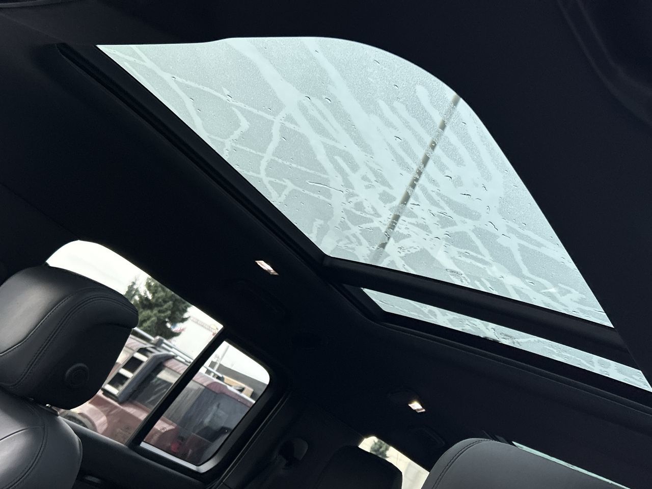 2024 Land Rover Defender