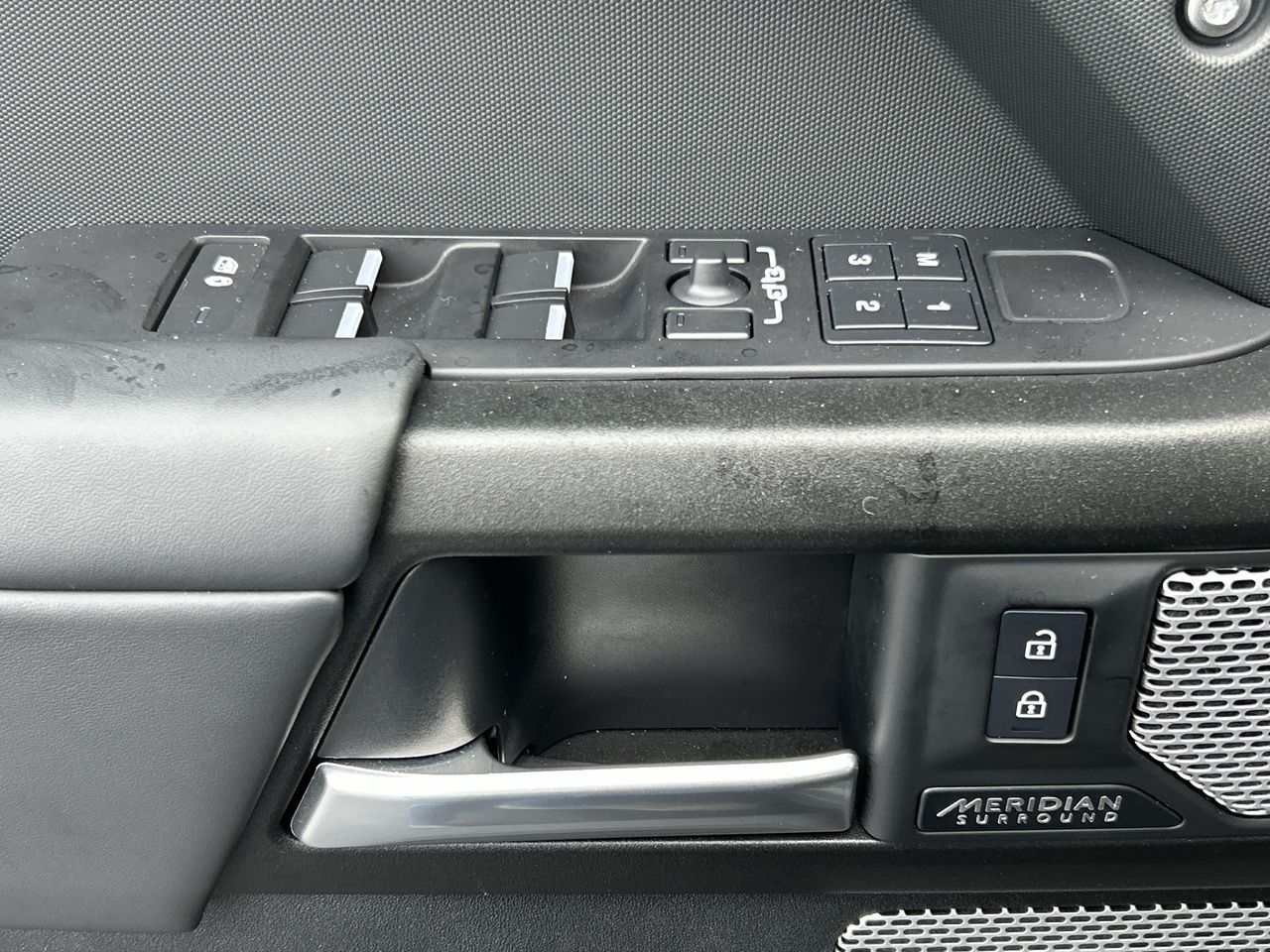 2024 Land Rover Defender