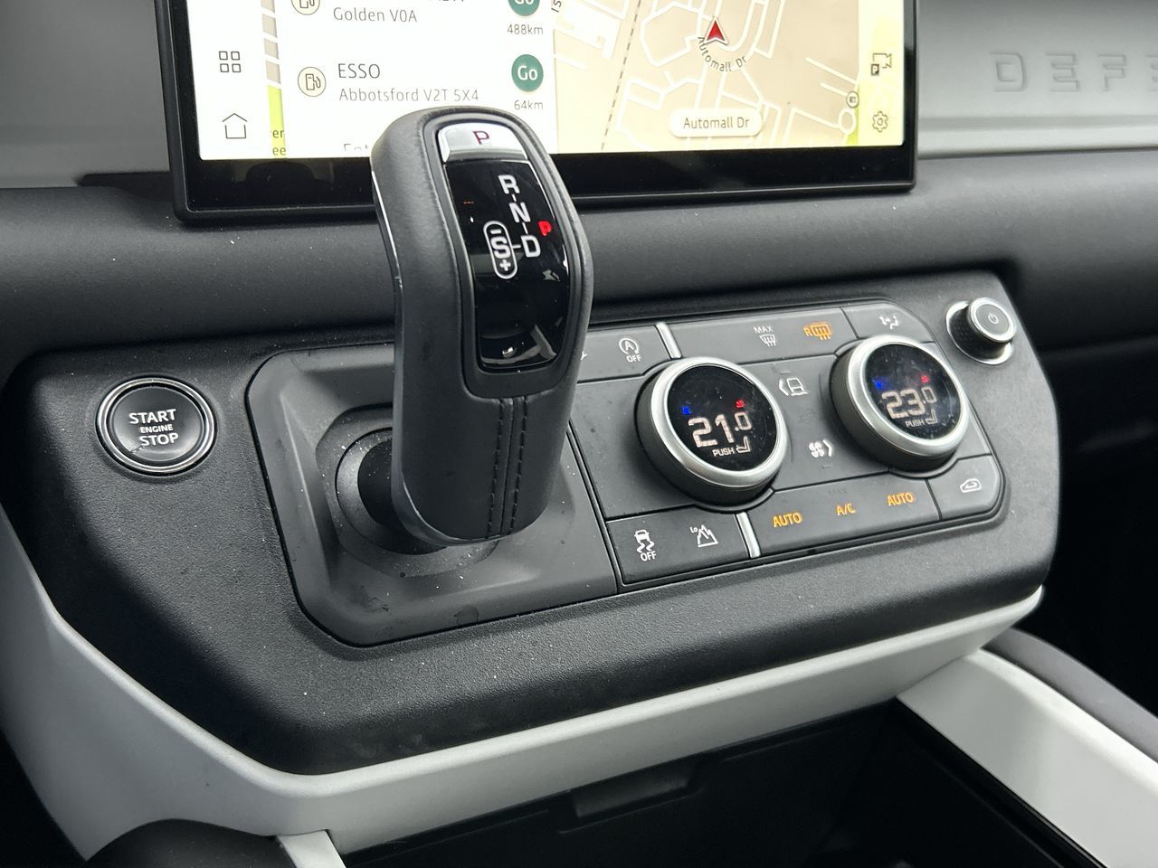 2025 Land Rover Defender