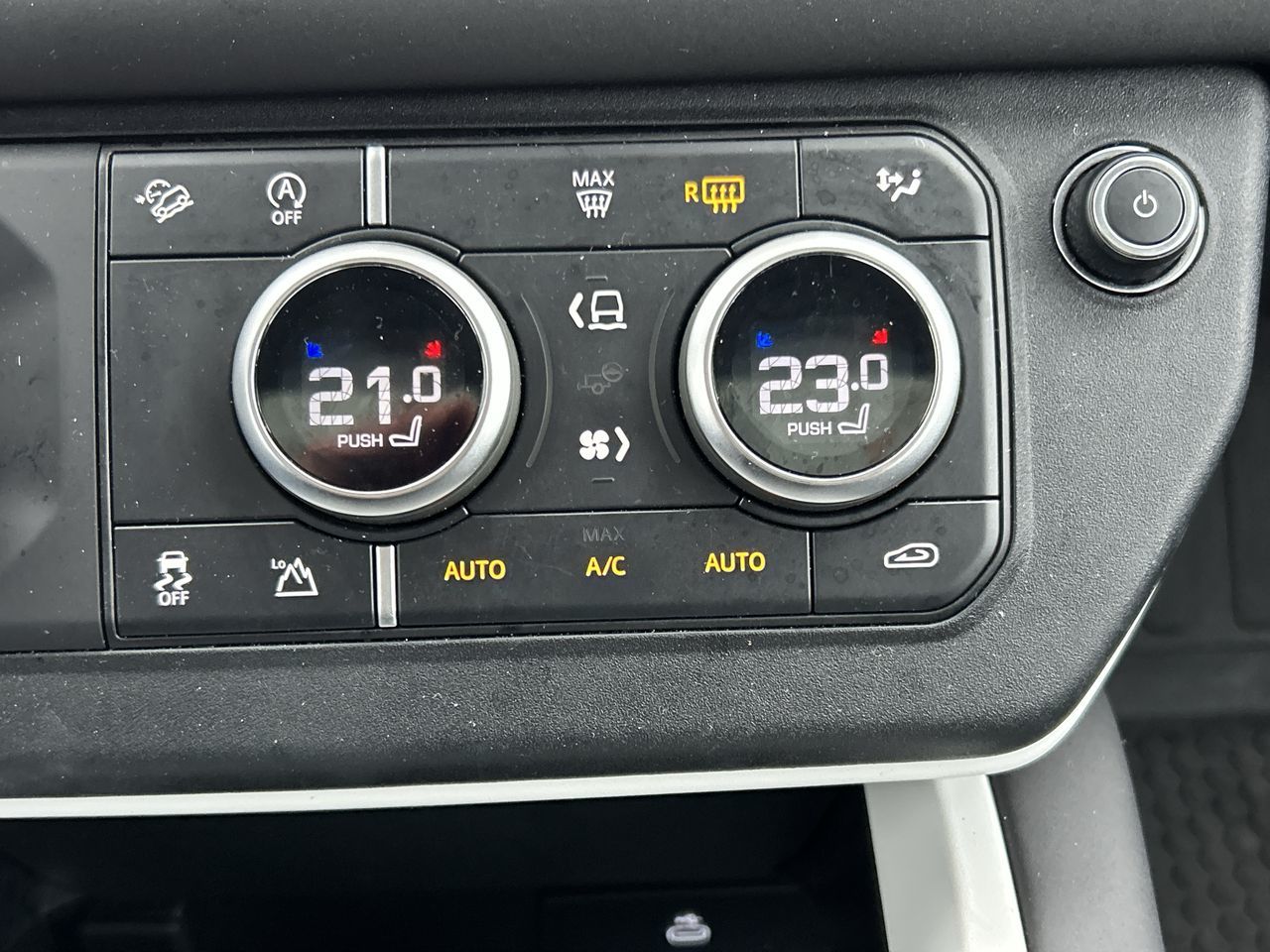 2025 Land Rover Defender