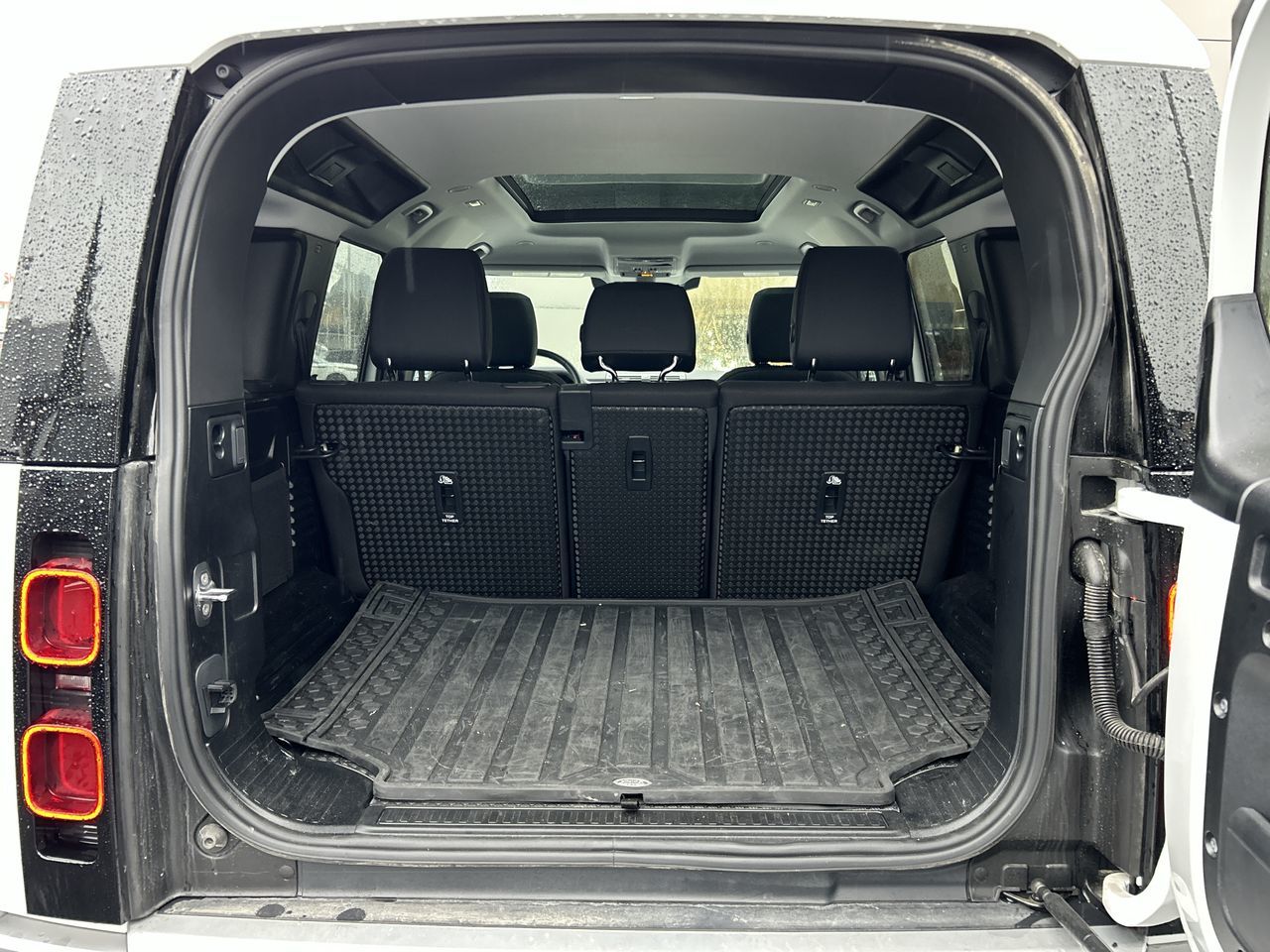 2025 Land Rover Defender