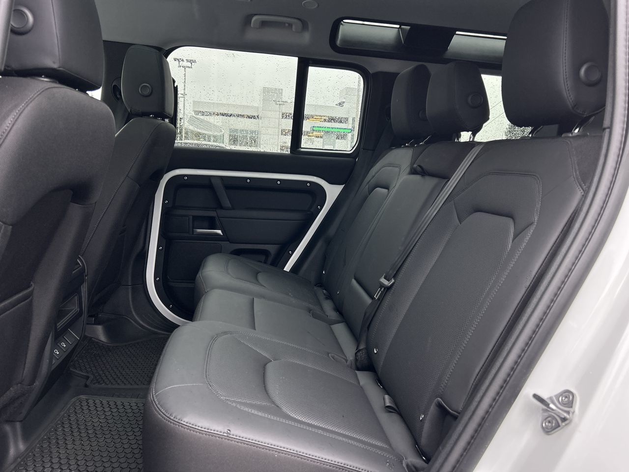 2025 Land Rover Defender