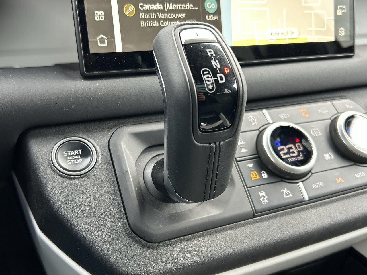 2025 Land Rover Defender in North Vancouver, British Columbia