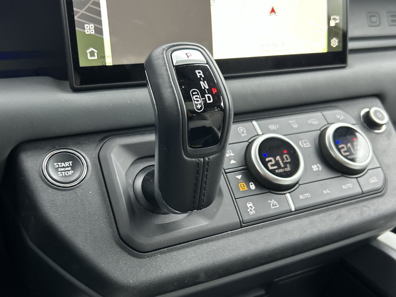 2025 Land Rover Defender