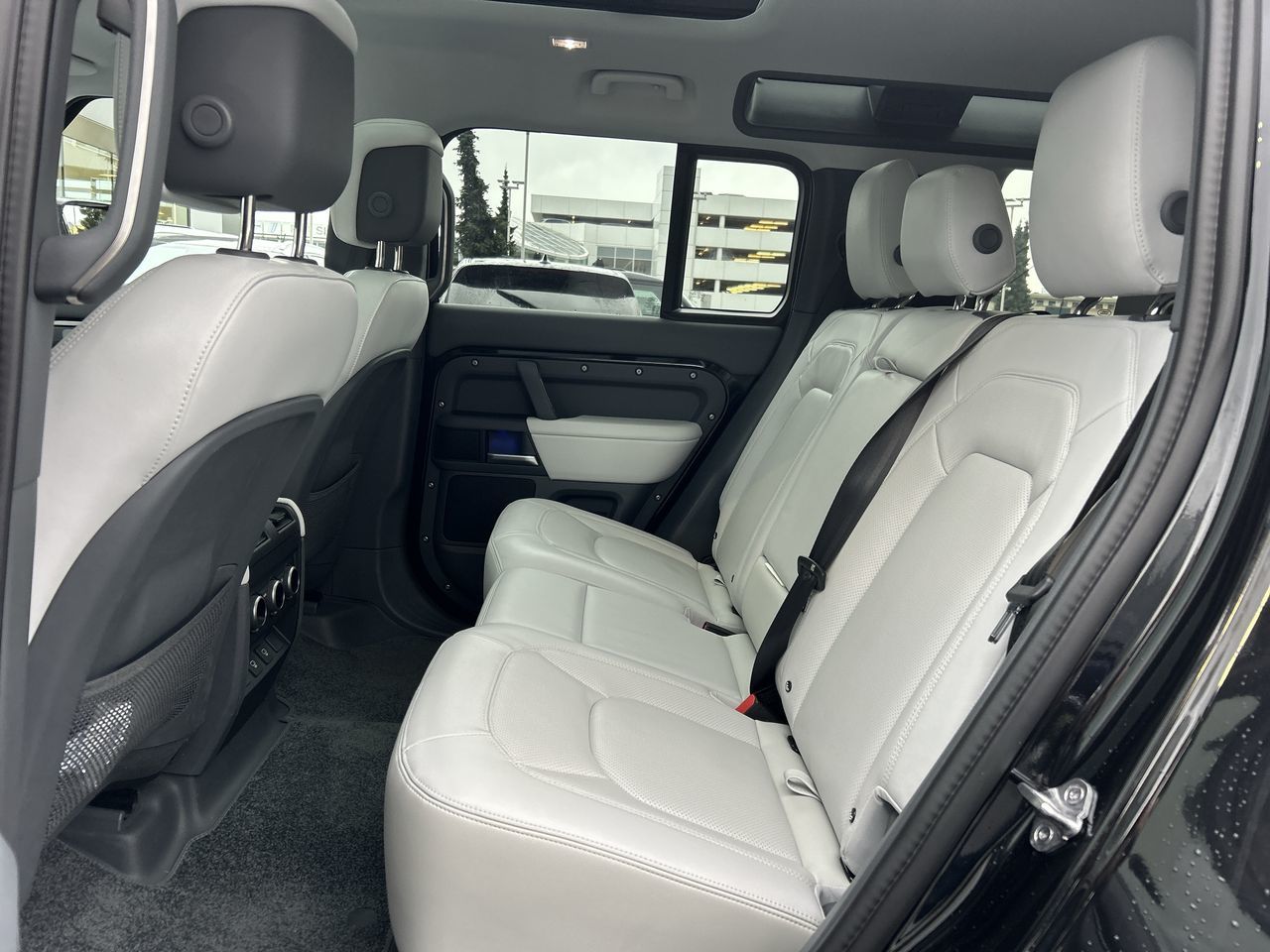 2025 Land Rover Defender