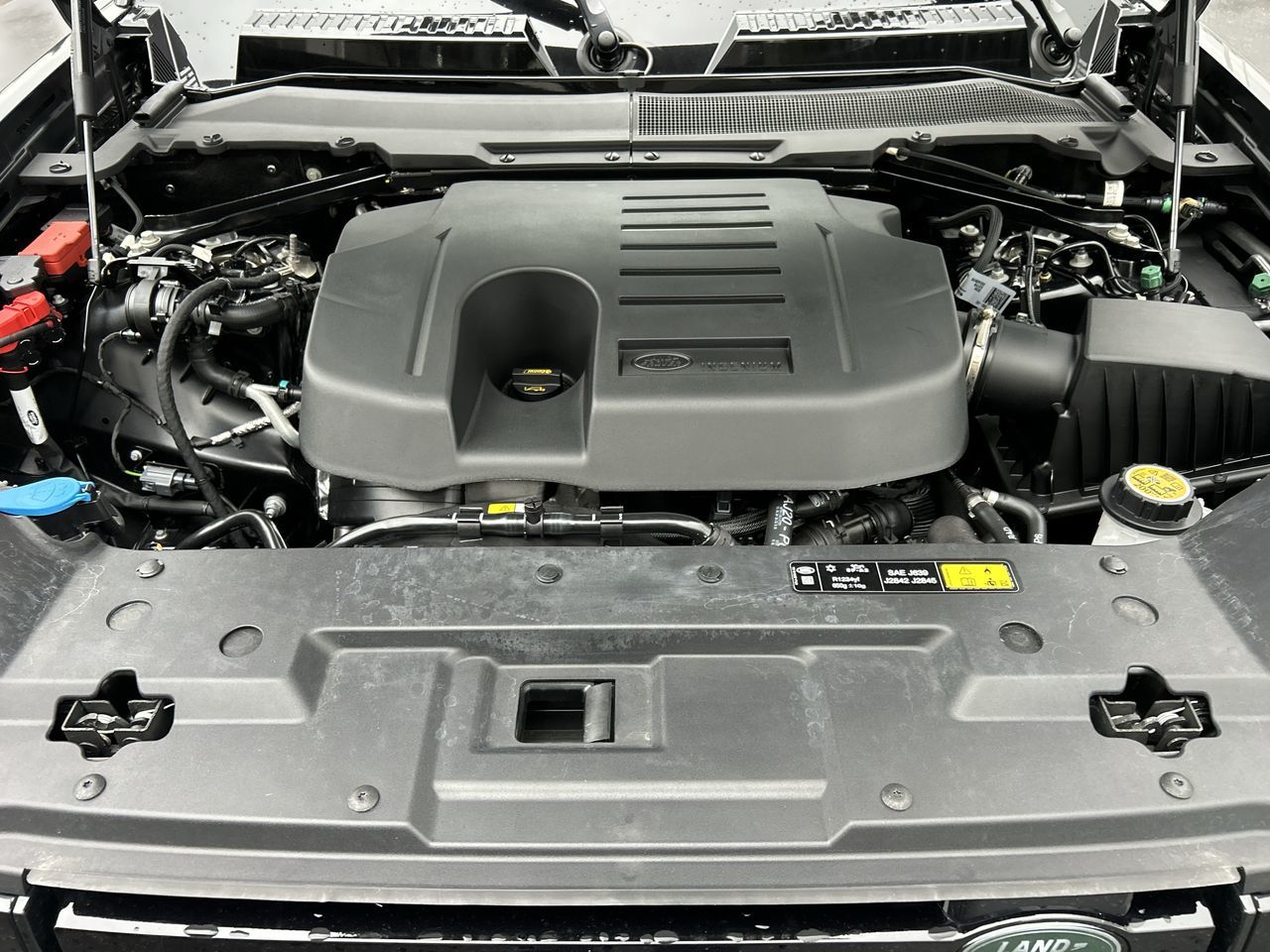 2025 Land Rover Defender