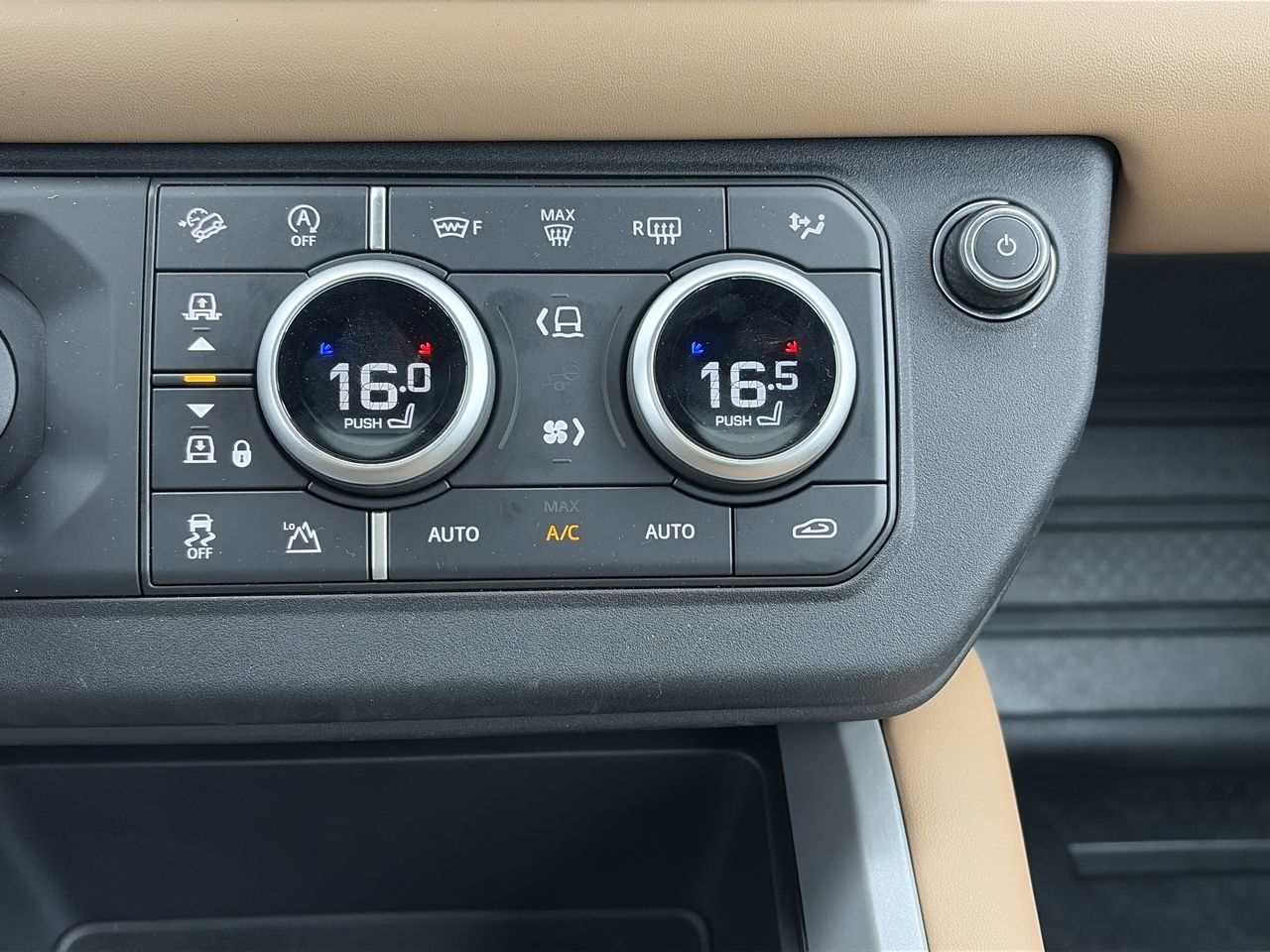 2025 Land Rover Defender